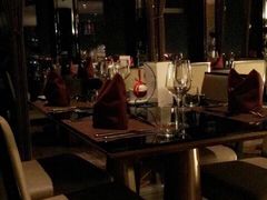 唐拉雅秀思创-唐拉雅秀酒店-西锦汇空中BBQ·思创餐厅
