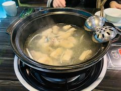 -东椰·海南椰子鸡火锅(朝阳门店)