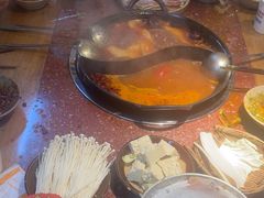 -赵美丽·重庆社区火锅·直营店(火车东站·中豪国际店)
