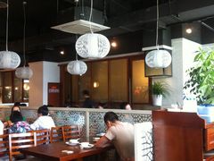 大堂-老头儿油爆虾(星光一期店)