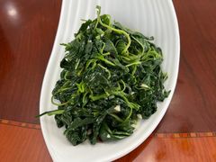 -伊源鼎盛餐饮服务有限公司