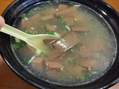 鸡鸭血汤-舒蔡记生煎菜饭(云南中路店)