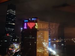 -上海外滩茂悦大酒店
