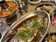-光海鲜鱼翅餐厅(叻差拉披色路店)