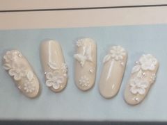 -群丽化妆摄影美甲纹绣培训学校