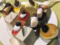 -安徽饭店·白鹭阁自助餐厅(梅山路店)