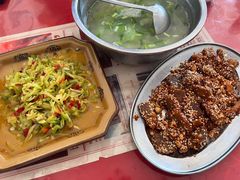-香猪美食(洛香店)