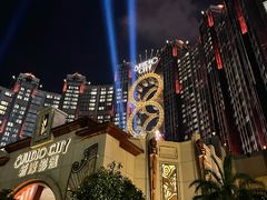 -影汇之星8字形摩天轮