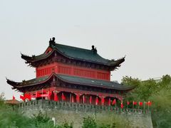 -巴陵广场