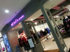 -MO&Co.(龙之梦购物公园店)