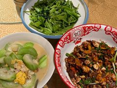 -二厨·吊桥小院·脆皮烧鸡公·本地农家菜(沿江西路店)