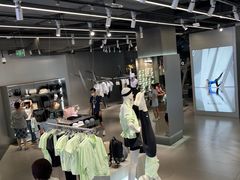 -迪桑特DESCENTE(北京三里屯BLANC店)