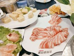 -名都晓荷塘主题火锅(海城街店)