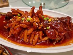 -吴记小园楼(白塔西路总店)