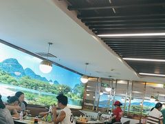 -布罗城堡自助烧烤(鸿通城购物中心店)