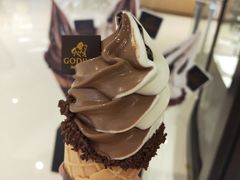 -GODIVA(国际金融中心店)