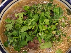 -云阿蛮云南生烫牛肉米线(奉贤路店)