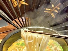 -银米·云南传统过桥米线(双廊黑金冠店)