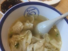 -禧凰·老上海白斩鸡辣肉面店