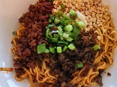 -何必是家面馆 HB noodles&coffee