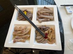 -香山湖家家宴(中山陵店)