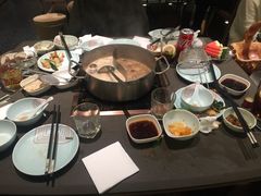 -捞王锅物料理(上海世茂广场店)