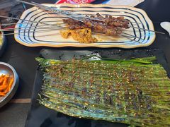 -许哥东北烧烤·铁丳烤串·宫后夹肉(繁花中心店)