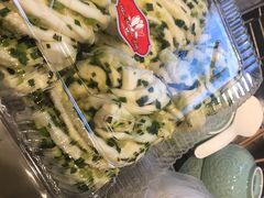 -白玉兰食品(汇联商厦店)
