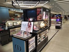 -中免(澳门机场免税店)