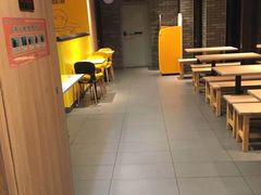 大堂-麦当劳(江滨北路得来速餐厅)