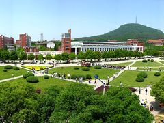 -安徽新华学院
