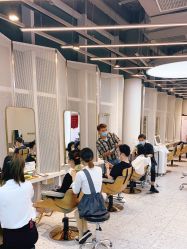 -PE SALON 