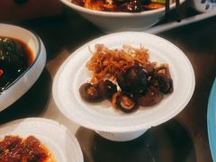-富正毅三下锅·湘西韵味(天门山索道店)