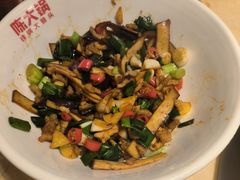 -陈大锅·岳阳鱼馆·地道岳阳菜(美食街店)