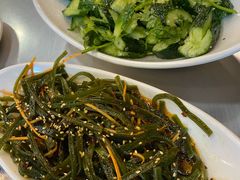 凉拌海带丝-腾格勒烤羊腿