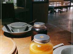-蜜桃餐厅·伴山(湖滨商业街店)