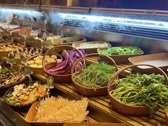 -牛YO寿喜烧·铁板烧和牛火锅自助(市府恒隆店)