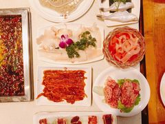 牛叔极品鹅肠-小牛叔鲜切牛肉·火锅·烤肉自助(公济桥路店)