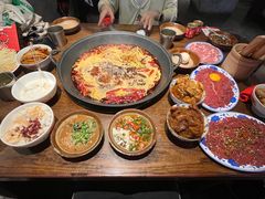 -萍姐火锅·公路夜市(武汉首店)