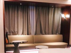 -上海龙之梦万丽酒店