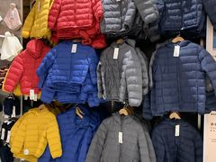 -优衣库(北京万柳华联购物中心店)