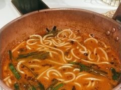 -云海肴·汽锅鸡·云南菜(天山百盛优客店)