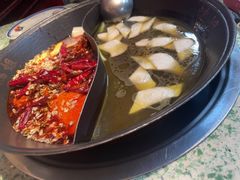 -鸿姐老火锅(静安店)