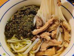 -矮子粉店1985·长沙米粉(湘春路店)