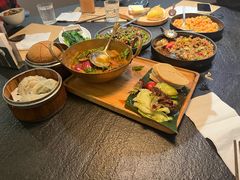 -来龙里 精致 东南亚餐室(万象城店)