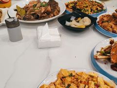 -李哥海鲜烧烤家常菜(孔雀城店)