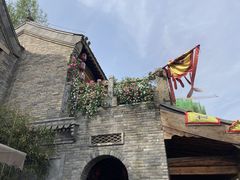 -雪山彩虹谷景区