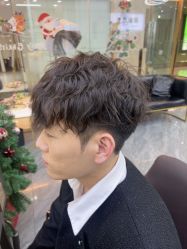 -藤野造型烫染·漂发