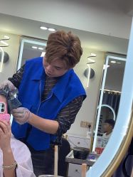 -IU潮牌·SALON