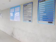 -极客游泳健身(王府井店)